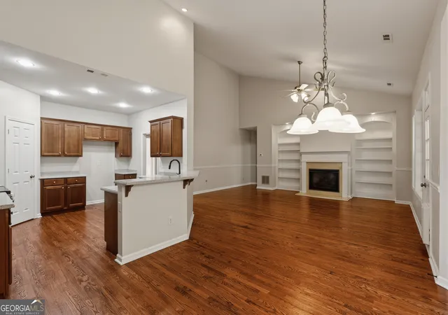 Homes for sale in Peachtree City, GA | 402 Freedom Ln, Peachtree City, GA 30269 | MLS# 10793662