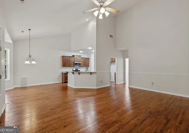 Homes for sale in Peachtree City, GA | 402 Freedom Ln, Peachtree City, GA 30269 | MLS# 10793662