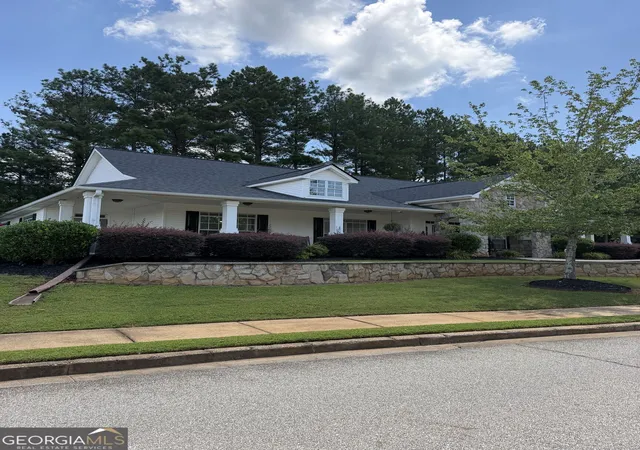 2nd image of 150 Old Mill Rd, Cartersville, GA 30120