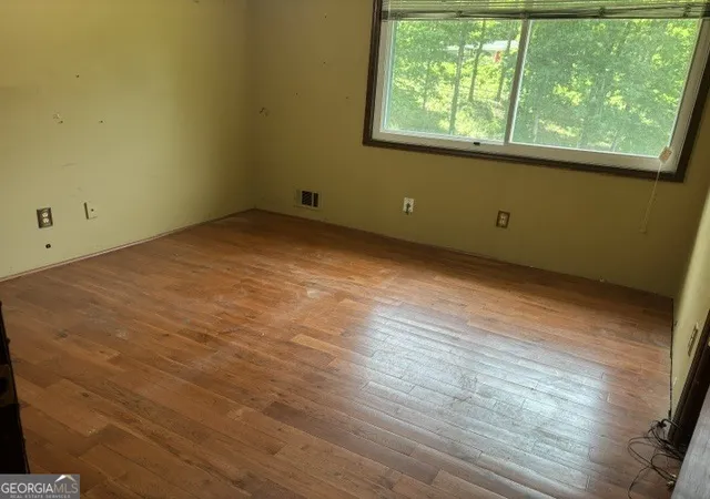 Photo 2 of Sale Pending at 5775 Koweta Rd, South Fulton, GA 30349 | MLS# 10756625 | Listing updated on 2026-10-20