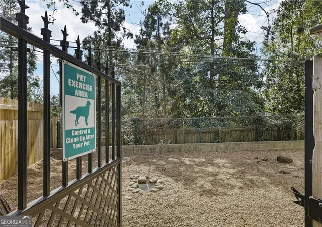 5th image of 869 Briarcliff Rd Ne, Atlanta, GA 30306