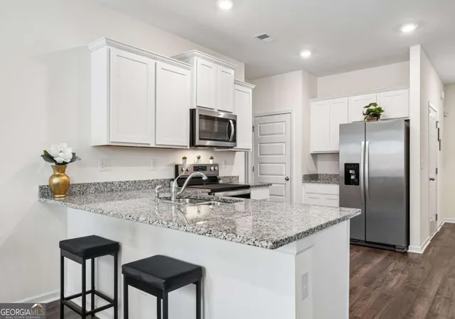 Photo 4 of Single family home for sale at 8592 Seabiscuit Rd, Lithonia, GA 30058 | MLS# 10774257 | Listing updated on 2026-09-04