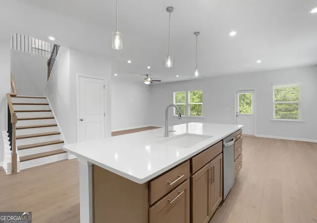 Photo 4 of Single family home for sale at 632 Topsail Dr, Villa Rica, GA 30180 | MLS# 10836152 | Listing updated on 2026-09-14