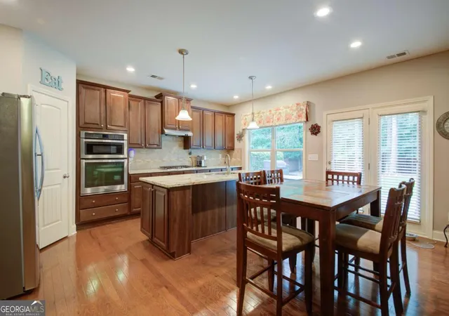 3rd image of 5731 Islington Dr, Powder Springs, GA 30127 | MLS# 10783818