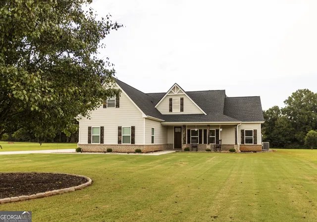 Photo 1 of Single family home for sale at 301 Savannah Dr, Mansfield, GA 30055 | MLS# 10827379 | Listing updated on 2026-08-31