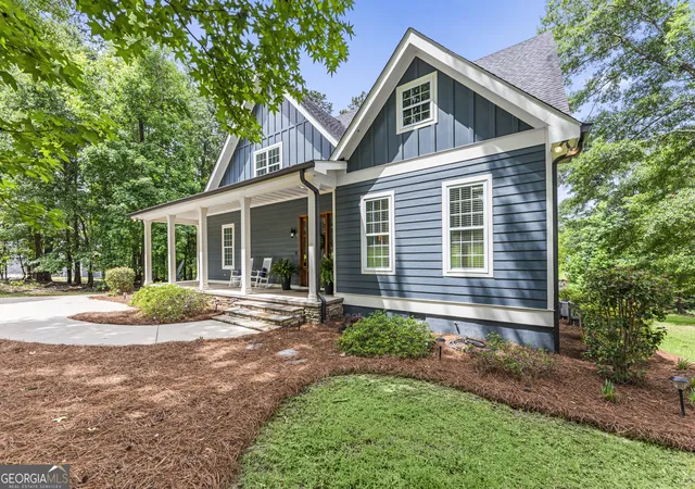 Homes for sale in Milledgeville, GA | 484 Eagles Way Ne, Milledgeville, GA 31061 | MLS# 10793079
