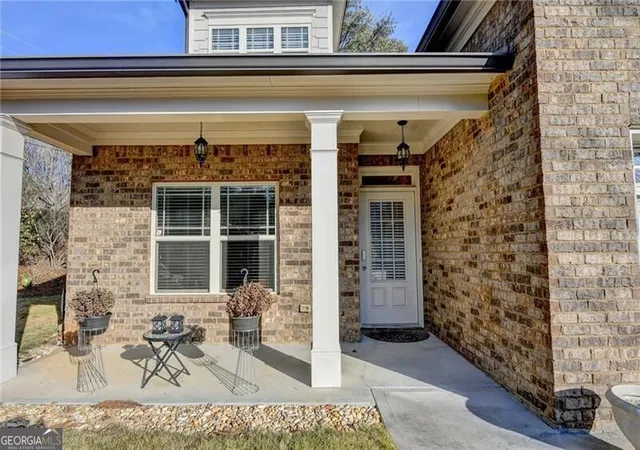 Photo 3 of Single family home for sale at 4001 Sovereign Dr, Buford, GA 30519 | MLS# 10827003 | Listing updated on 2026-08-30
