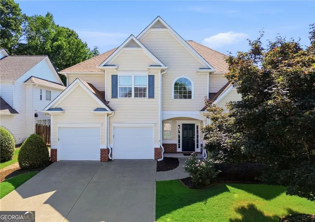 Homes for sale in Alpharetta, GA | 12815 Morningpark Cir, Alpharetta, GA 30004 | MLS# 10802497