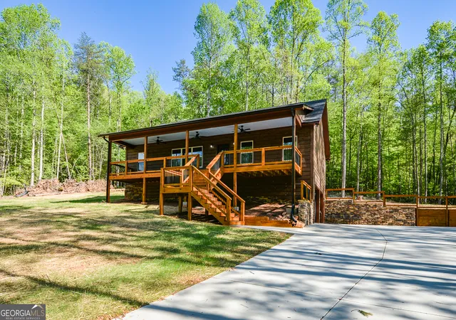 3rd image of 258 Rocky Hollow Rd, Ellijay, GA 30536 | MLS# 10738105