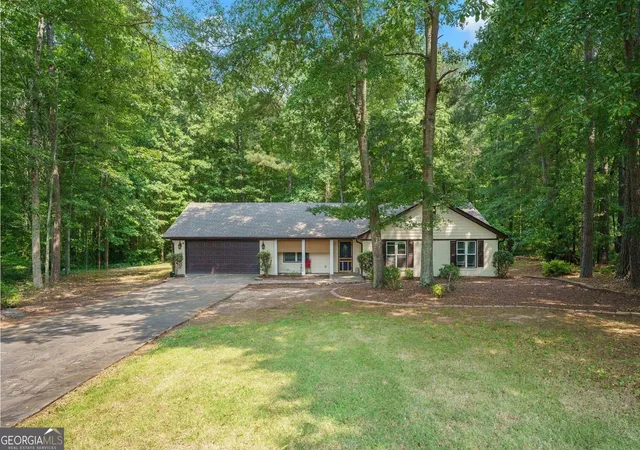 Photo 2 of Single family home for sale at 225 Hardwood Dr, Covington, GA 30016 | MLS# 10784816 | Listing updated on 2026-07-10
