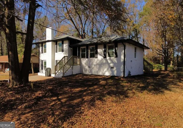 2nd image of 4675 Lincoln Wy Sw, Lilburn, GA 30047 | MLS# 10663096