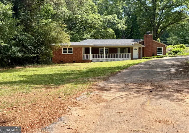 Homes for sale in Commerce, GA | 210 Orchard Dr, Commerce, GA 30529 | MLS# 10774770