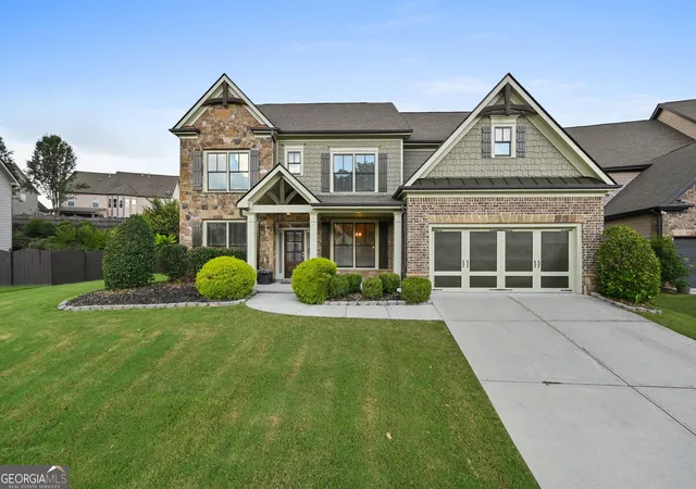 Photo 2 of Sale Pending at 4724 Summer Song Ct, Buford, GA 30519 | MLS# 10827058 | Listing updated on 2026-09-18
