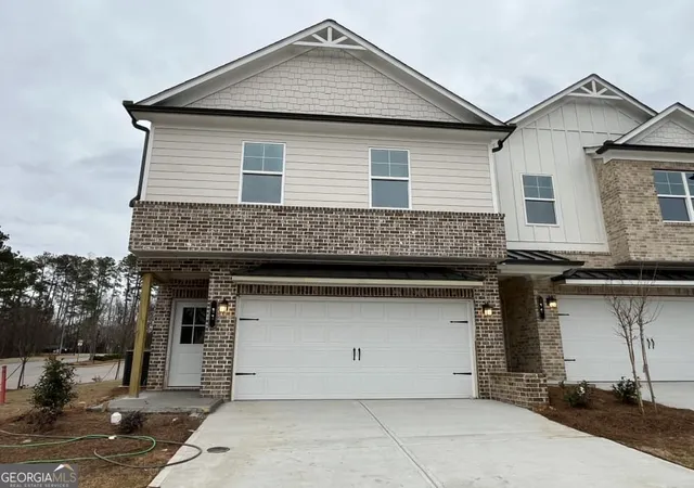 1st image of 11 Creekside Commons Dr, Hoschton, GA 30548 | MLS# 10481171