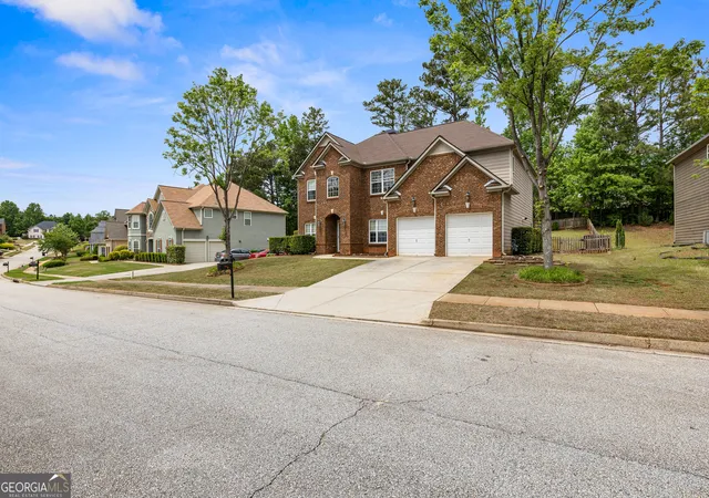 2nd image of 10 Stonebridge Pass, Newnan, GA 30265 | MLS# 10820625