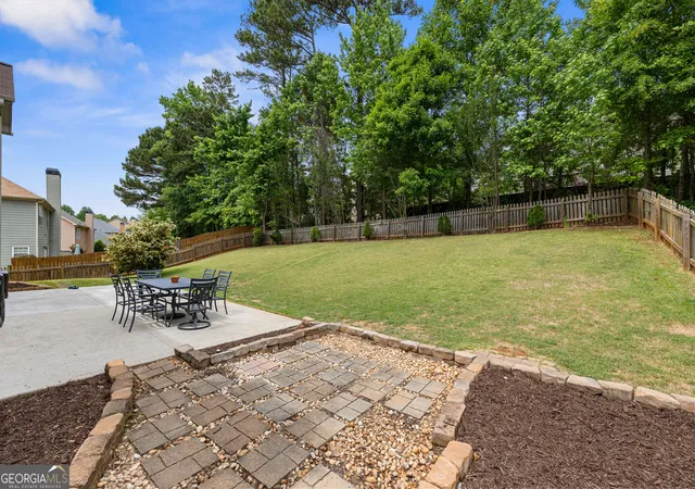 4th image of 10 Stonebridge Pass, Newnan, GA 30265 | MLS# 10820625