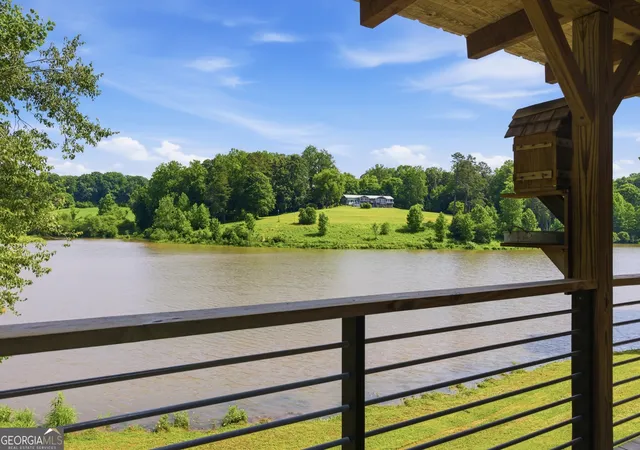3rd image of 456 Oak Springs Rd, Clarkesville, GA 30523 | MLS# 10774952