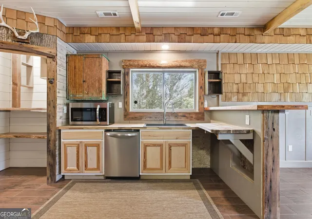 5th image of 456 Oak Springs Rd, Clarkesville, GA 30523 | MLS# 10774952