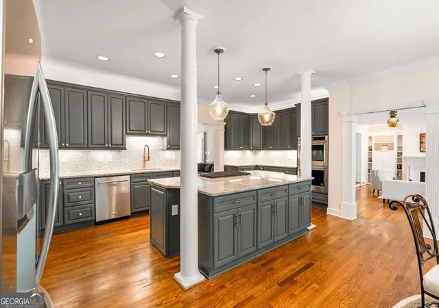 Photo 4 of Single family home for sale at 345 W Berwicke Comn Ne, Sandy Springs, GA 30342 | MLS# 10823880 | Listing updated on 2026-08-25