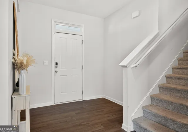 Photo 3 of Single family home for sale at 401 Hughes Ln, Pendergrass, GA 30567 | MLS# 10759120 | Listing updated on 2026-08-12
