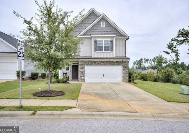 Photo 1 of Single family home for sale at 401 Longmeadow Dr, Grovetown, GA 30813 | MLS# 10866546 | Listing updated on 2026-10-27