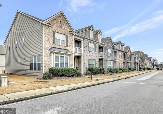 4th image of 7765 Rutgers Cir, Fairburn, GA 30213 | MLS# 10696669