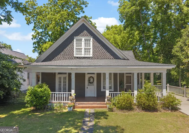 Homes for sale in Elberton, GA | 170 S Mcintosh St, Elberton, GA 30635 | MLS# 10776966