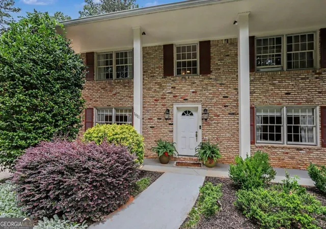 Photo 2 of Single family home for sale at 3631 Santa Fe Trl, Atlanta, GA 30340 | MLS# 10816974 | Listing updated on 2026-09-14