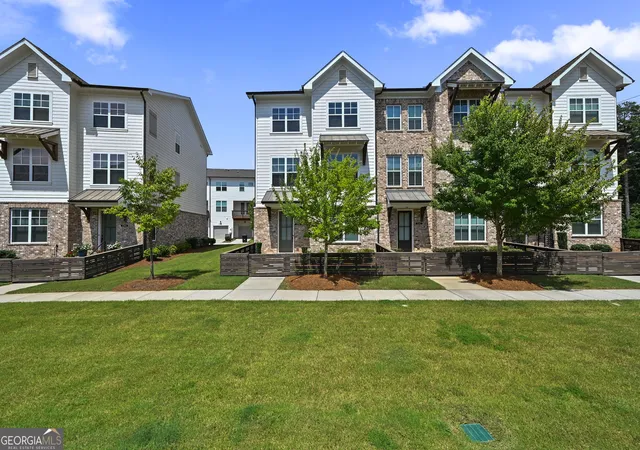 1st image of 3352 Acorn Harvest Ln, Suwanee, GA 30024 | MLS# 10827042