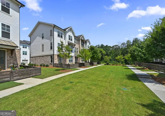 3rd image of 3352 Acorn Harvest Ln, Suwanee, GA 30024 | MLS# 10827042