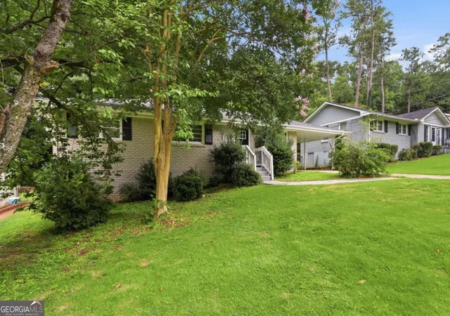 Photo 2 of Single family home for sale at 1068 Longshore Dr, Decatur, GA 30032 | MLS# 10819995 | Listing updated on 2026-10-02
