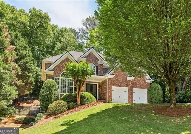 Homes for sale in Atlanta, GA | 11 Wieuca Tr Ne, Atlanta, GA 30342 | MLS# 10757744