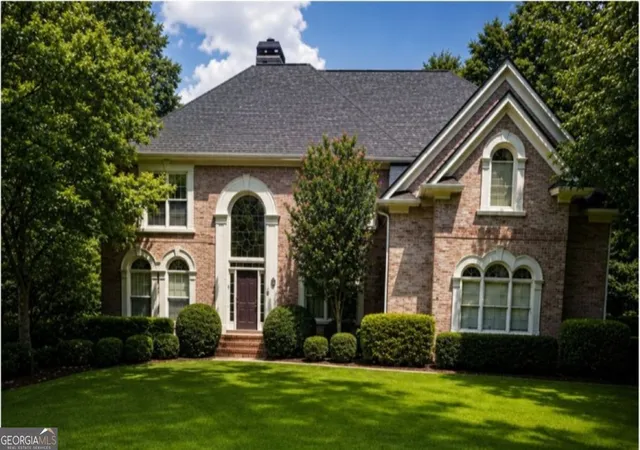 Photo 2 of Sale Pending at 230 Willow Glade Point, Alpharetta, GA 30022 | MLS# 10802568 | Listing updated on 2026-09-18