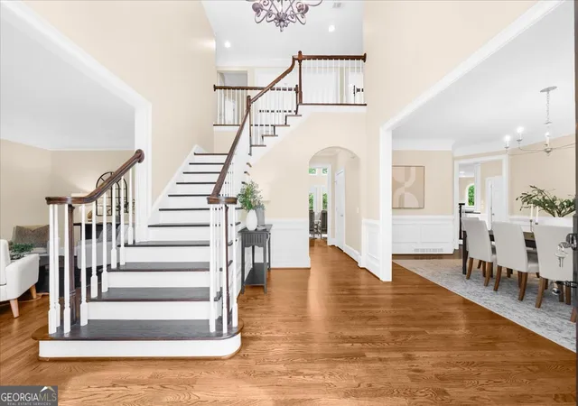 Photo 3 of Sale Pending at 230 Willow Glade Point, Alpharetta, GA 30022 | MLS# 10802568 | Listing updated on 2026-09-18