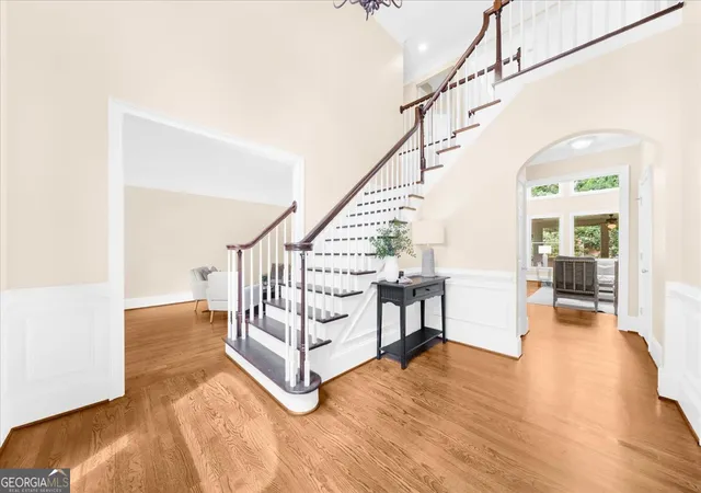 Photo 3 of Sale Pending at 230 Willow Glade Point, Alpharetta, GA 30022 | MLS# 10802568 | Listing updated on 2026-09-18