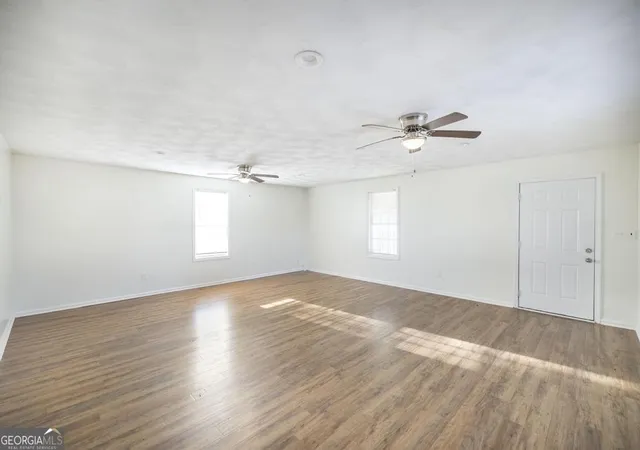 2nd image of 1940 Barrington Dr, Dublin, GA 31021 | MLS# 10673333