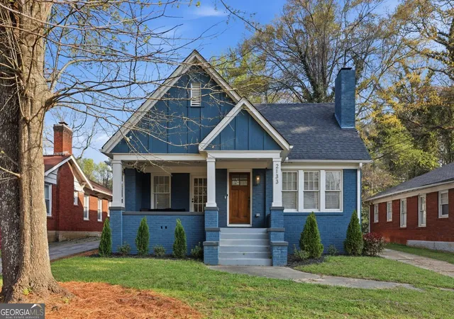 Photo 1 of Single family home for sale at 2133 Cascade Rd, Atlanta, GA 30311 | MLS# 10719903 | Listing updated on 2026-10-04