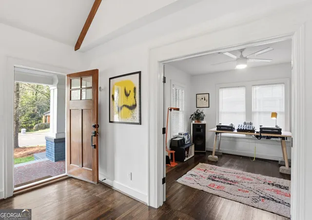 Photo 3 of Single family home for sale at 2133 Cascade Rd, Atlanta, GA 30311 | MLS# 10719903 | Listing updated on 2026-10-04