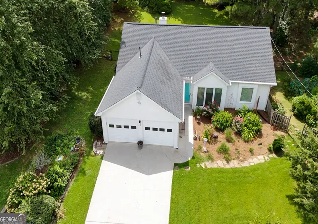 Photo 2 of Single family home for sale at 1215 Brookton Dr, Dacula, GA 30019 | MLS# 10818874 | Listing updated on 2026-10-02