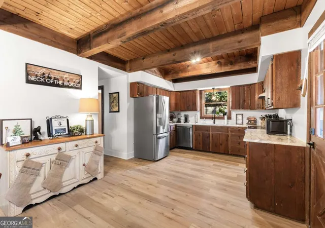 Photo 2 of Single family home for sale at 40 Kaceys Ln, Helen, GA 30545 | MLS# 10658666 | Listing updated on 2026-07-20