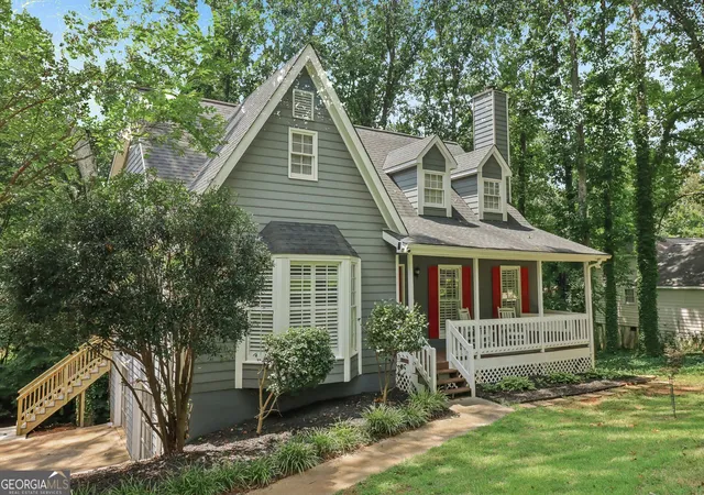Photo 3 of Single family home for sale at 1910 Fernwood Dr, Lawrenceville, GA 30043 | MLS# 10816099 | Listing updated on 2026-09-05
