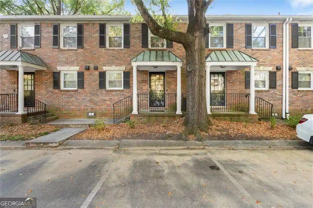 Condo for sale at 6700 Roswell Rd #19B, Sandy Springs, GA 30328 | MLS# 10882285 | Listing updated on 2026-10-30