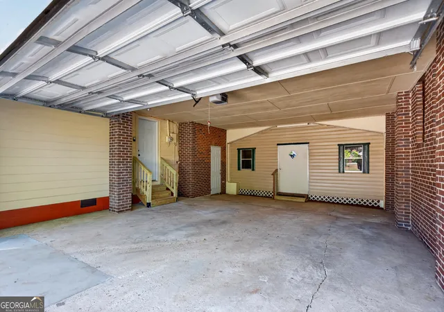 Homes for sale in Lagrange, GA | 121 N Chilton Crescent, Lagrange, GA 30240 | MLS# 10741523