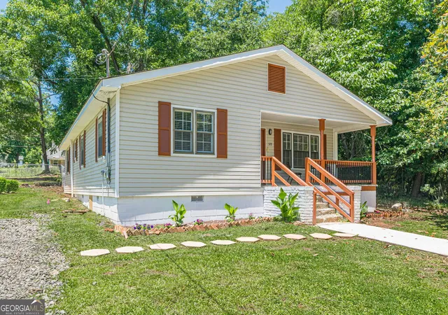Homes for sale in Greenville, GA | 328 Carter St, Greenville, GA 30222 | MLS# 10783819
