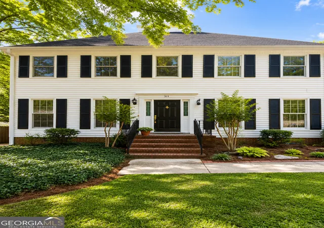 Photo 3 of Single family home for sale at 311 Castlegate Rd, Macon, GA 31210 | MLS# 10780549 | Listing updated on 2026-09-02
