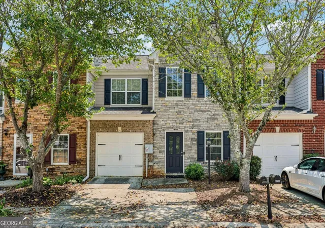 1st image of 4228 Chatham Ridge Dr, Buford, GA 30518 | MLS# 10825929
