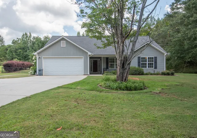 1st image of 1106 Corinth Rd, Newnan, GA 30263 | MLS# 10821994
