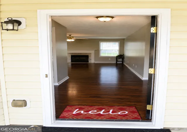 Photo 4 of Single family home for sale at 904 Meadow Walk Dr, Monroe, GA 30656 | MLS# 10787341 | Listing updated on 2026-08-26