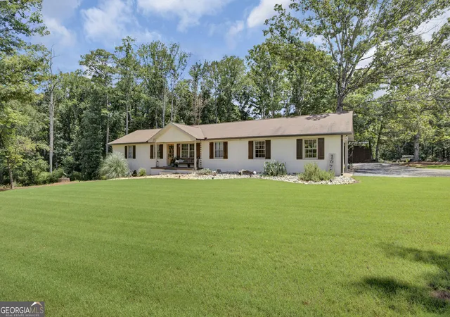 Photo 2 of Single family home for sale at 1675 Alcovy Trestle Rd, Social Circle, GA 30025 | MLS# 10824143 | Listing updated on 2026-08-28