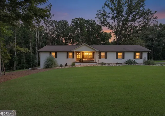 Photo 3 of Single family home for sale at 1675 Alcovy Trestle Rd, Social Circle, GA 30025 | MLS# 10824143 | Listing updated on 2026-08-28